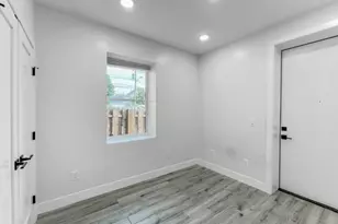 285 Lembeck Ave, Jersey City, NJ 07305 - Photo 11