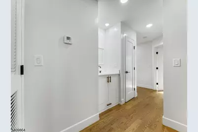 285 Lembeck Ave #R, Jersey City, NJ 07305 - Photo 15
