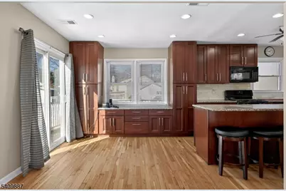 18 Boyd Ter, Kenilworth, NJ 07033 - Photo 7