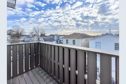 285 Lembeck Ave #L, Jersey City, NJ 07305 - Photo 21