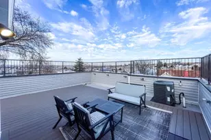 285 Lembeck Ave, Jersey City, NJ 07305 - Photo 35