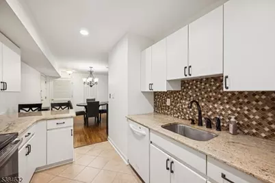 11C Leva Dr, Morris Township, NJ 07960 - Photo 9