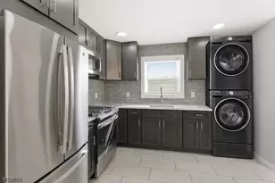 19 Evelyn Ct, Maplewood, NJ 07040 - Photo 5