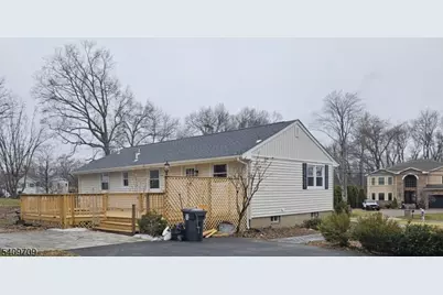 275 Malapardis Rd, Hanover Township, NJ 07927 - Photo 21