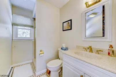 3 Loretta Ln, Jefferson Township, NJ 07438 - Photo 21