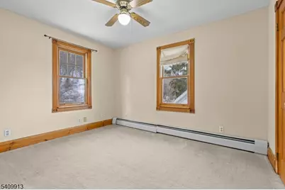 147 Millbrook Ave, Randolph Township, NJ 07869 - Photo 17