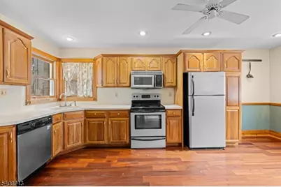 147 Millbrook Ave, Randolph Township, NJ 07869 - Photo 3