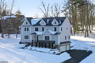 29 Eagles Nest Ter, West Milford, NJ 07480 - Photo 3