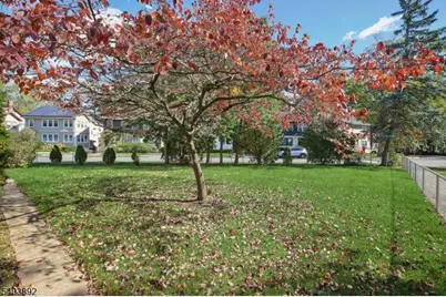 26 Lafayette Ave, East Orange, NJ 07017 - Photo 31