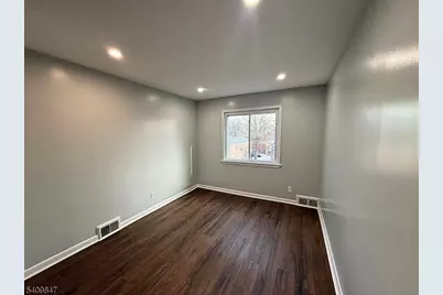 168 Tuxedo Pkwy #2, Newark, NJ 07106 - Photo 3