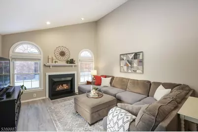 63 Beechwood Cir, Hillsborough Township, NJ 08844 - Photo 21