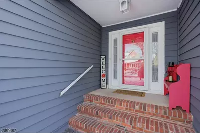 63 Beechwood Cir, Hillsborough Township, NJ 08844 - Photo 9