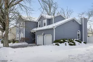 63 Beechwood Cir, Hillsborough Township, NJ 08844 - Photo 5