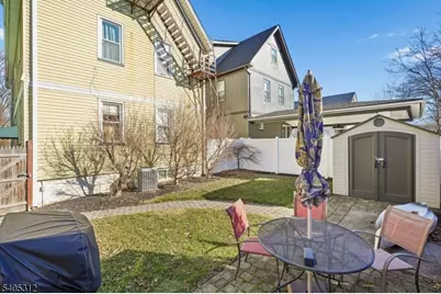 17 Wilfred St, Montclair, NJ 07042 - Photo 3