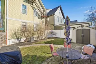 17 Wilfred St, Montclair, NJ 07042 - Photo 3