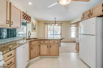 63 Meadow Pond Rd, Hardyston Township, NJ 07419 - Photo 9