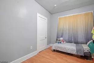 575-577 Sand Ford Ave, Newark, NJ 07106 - Photo 9