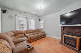 575-577 Sand Ford Ave, Newark, NJ 07106 - Photo 3