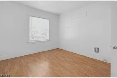 99 Kansas St, Hackensack, NJ 07601 - Photo 11