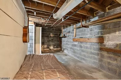 129 Pake St, Nutley, NJ 07110 - Photo 35