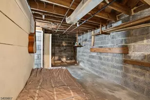 129 Pake St, Nutley, NJ 07110 - Photo 35