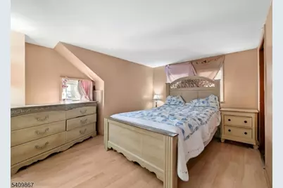 129 Pake St, Nutley, NJ 07110 - Photo 27