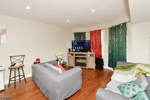135 Scheerer Ave, Newark, NJ 07112 - Photo 5
