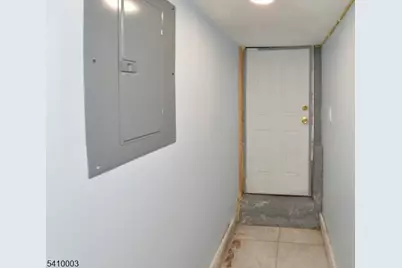 135 Scheerer Ave, Newark, NJ 07112 - Photo 19