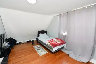 135 Scheerer Ave, Newark, NJ 07112 - Photo 29