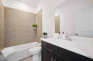 15 Pansy Ct, Franklin Township, NJ 08873 - Photo 29