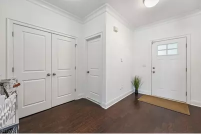 15 Pansy Ct, Franklin Township, NJ 08873 - Photo 3