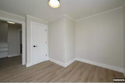 35 Amsterdam Ave, Teaneck Township, NJ 07666 - Photo 11