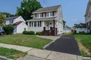 35 Amsterdam Ave, Teaneck Township, NJ 07666 - Photo 1