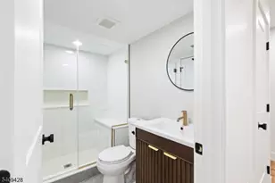 401 Tillman St, Raritan, NJ 08869 - Photo 5