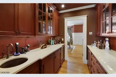 4 Rainetree Rdg, Mendham Township, NJ 07931 - Photo 11