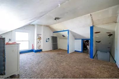 34 N Prospect St, Lopatcong Township, NJ 08865 - Photo 25