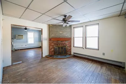 34 N Prospect St, Lopatcong Township, NJ 08865 - Photo 9