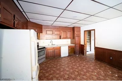 34 N Prospect St, Lopatcong Township, NJ 08865 - Photo 11