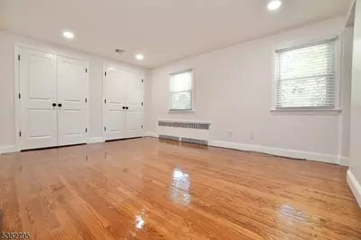 207 Franklin Ave 2nd Fl., Belleville, NJ 07109 - Photo 9