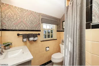 643 Nottingham Pl, Westfield, NJ 07090 - Photo 27