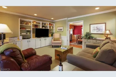 643 Nottingham Pl, Westfield, NJ 07090 - Photo 11