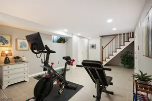 643 Nottingham Pl, Westfield, NJ 07090 - Photo 31