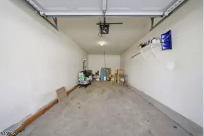 226 Matthews Dr, Newark, NJ 07103 - Photo 23