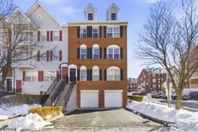 226 Matthews Dr, Newark, NJ 07103 - Photo 1