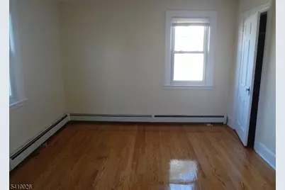 1080 Pine Ave, Union Township, NJ 07083 - Photo 7