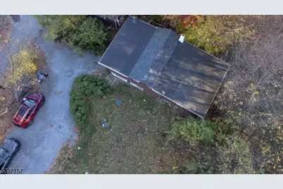 18 Decker Pond Rd, Vernon, NJ 07461 - Photo 5