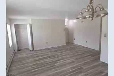 65 Montgomery Ave, Irvington, NJ 07111 - Photo 11