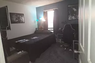 65 Montgomery Ave, Irvington, NJ 07111 - Photo 3