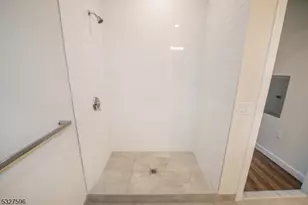 515 Union Blvd, Totowa, NJ 07512 - Photo 9