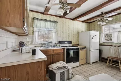 7 Harwin Dr, East Brunswick Township, NJ 08816 - Photo 17